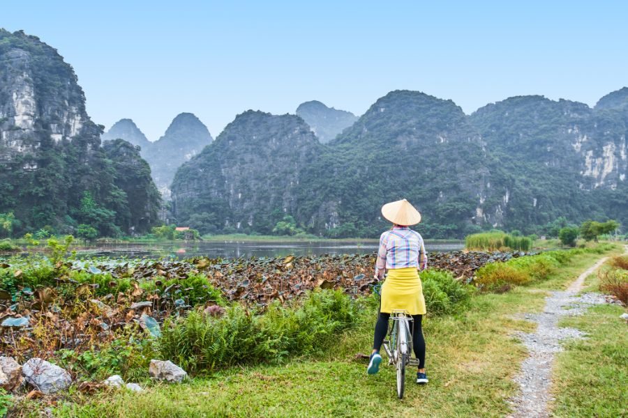 Fietsen toerist Tam Coc Ninh Binh Noord-Vietnam
