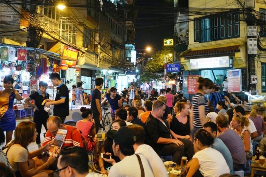 Bia Hoi uitgaan Hanoi Noord-Vietnam