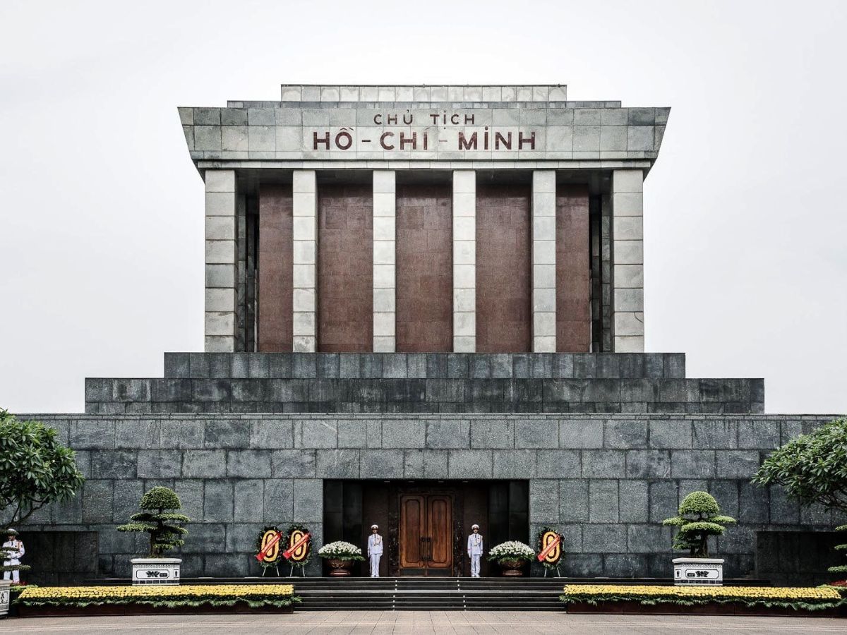 Ho Chi Minh mausoleum Hanoi Noord-Vietnam