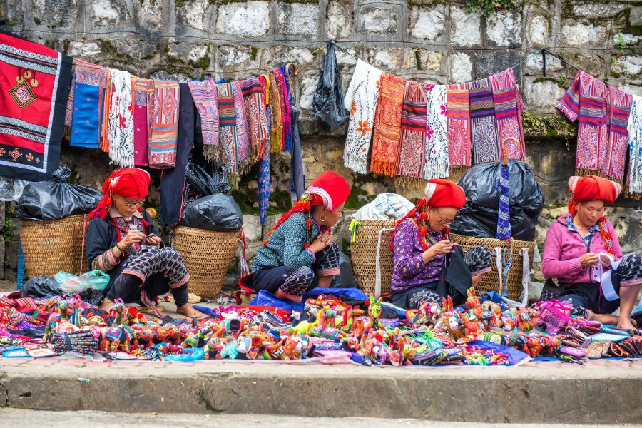 Kleurrijke markten lokale bevolking Sapa Noord-Vietnam