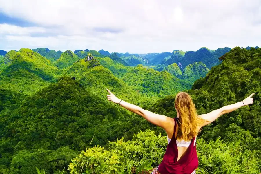 Cat Ba viewpoint Noord-Vietnam