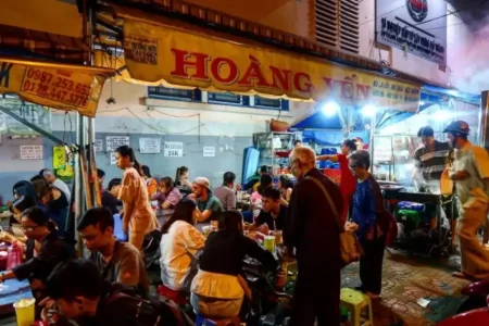 Vespa food tour in Ho Chi Minh City