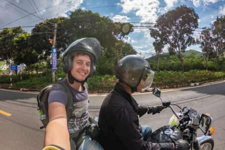 Scooter rijden toerist Dalat Zuid-Vietnam